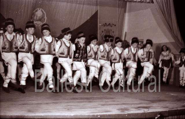 clubul-sindicatelor-1975-b
